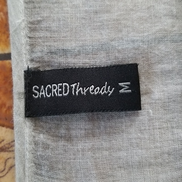Sacred Thread blouse - Picture 10 of 12